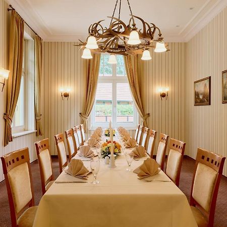 Waldhotel Forsthaus Hainholz Прицвальк Экстерьер фото